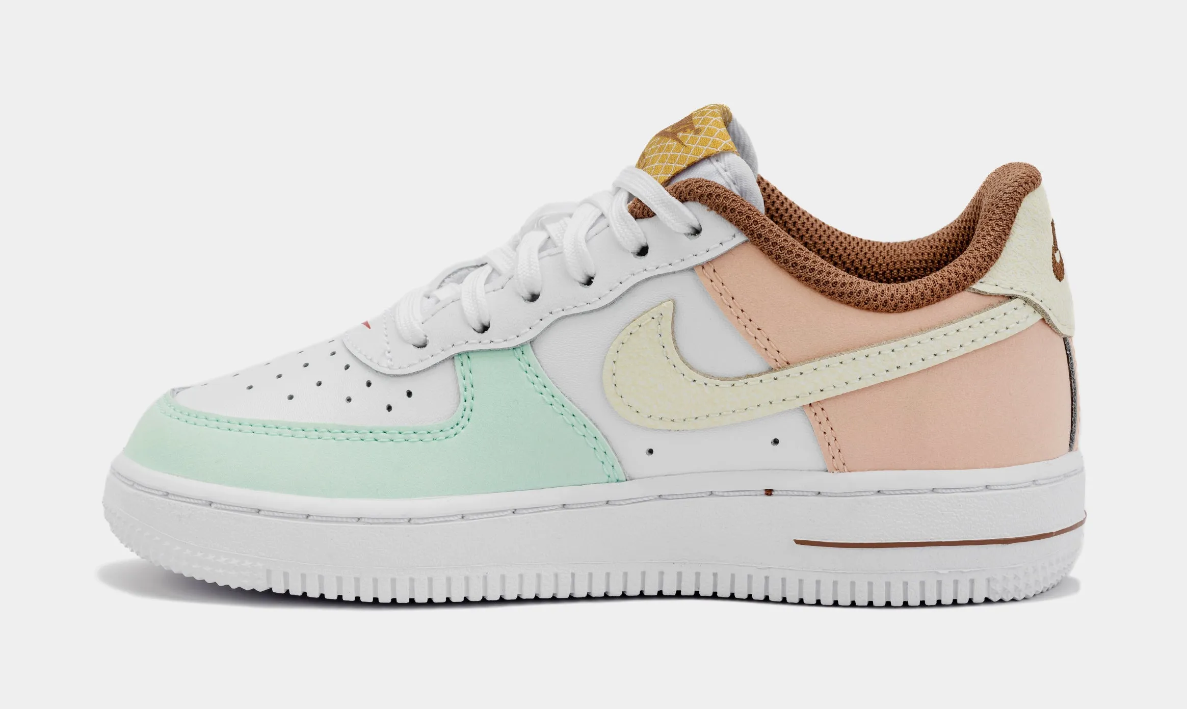 Air Force 1 LV8 Prechool Lifestyle Shoes (White/Pink)