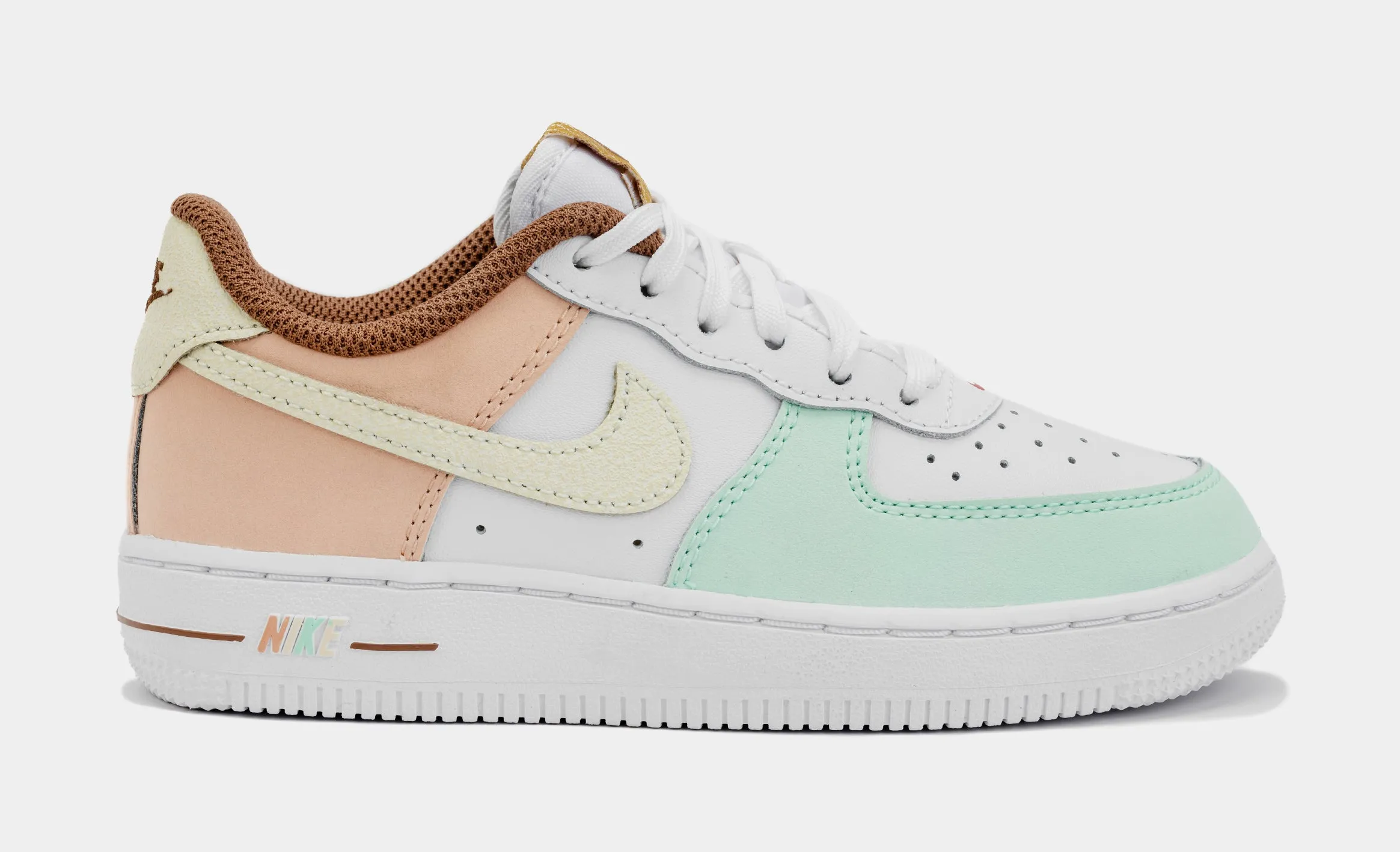 Air Force 1 LV8 Prechool Lifestyle Shoes (White/Pink)