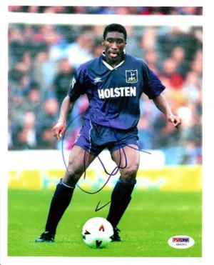 Sol Campbell Autographed 8x10 Photo England PSA/DNA #U54311