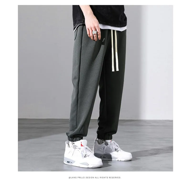 Versatile Letter Tapered Embroidery Sports Loose Fit Sweatpant